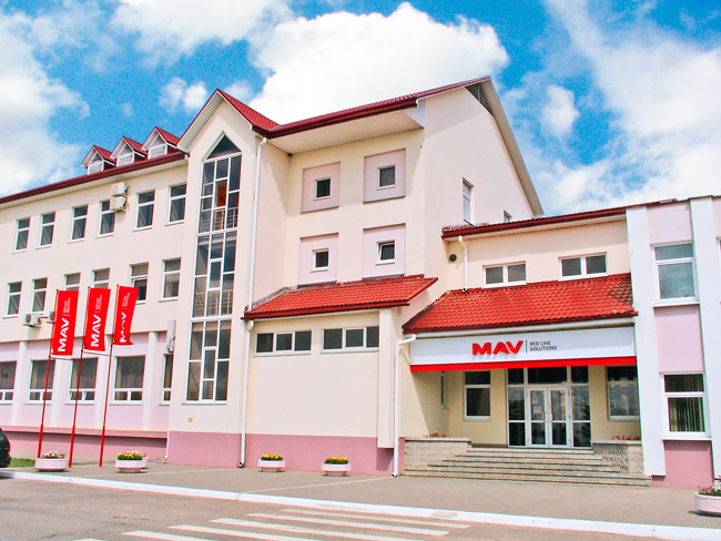 фасад-административного-здания-компании-MAV_2012-год.jpg